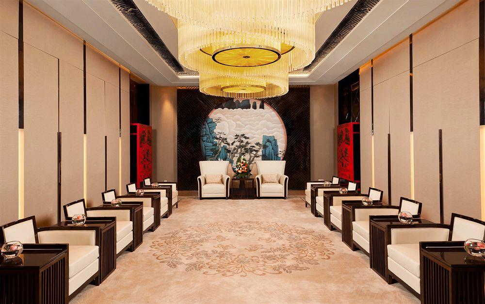 Sheraton Changchun Jingyuetan Hotel Exterior foto