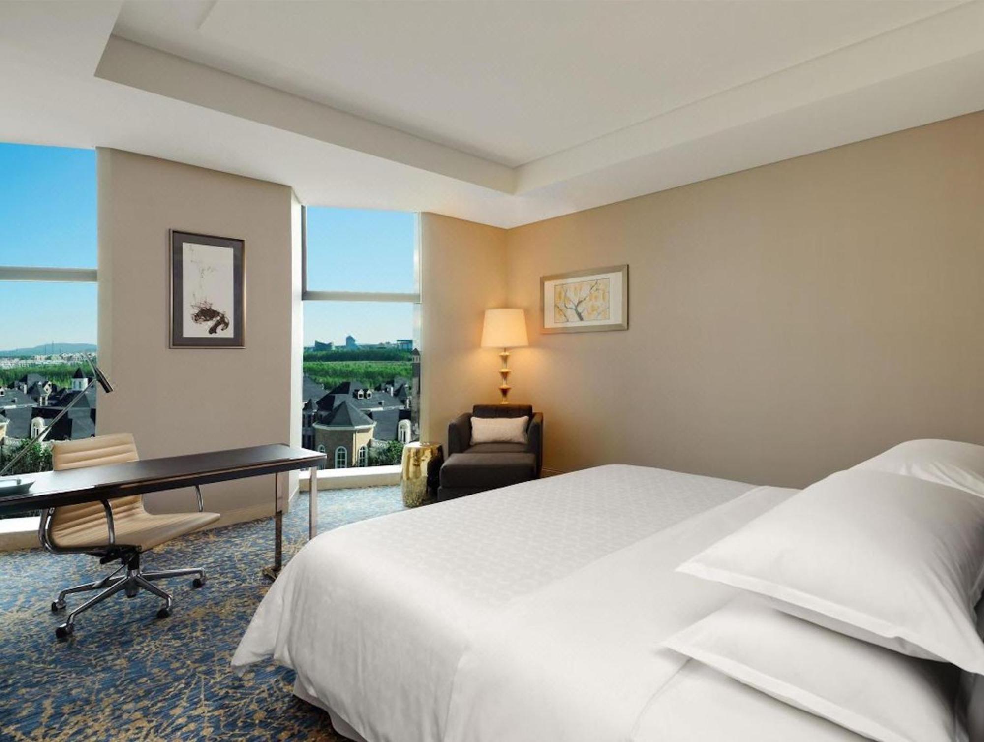 Sheraton Changchun Jingyuetan Hotel Exterior foto